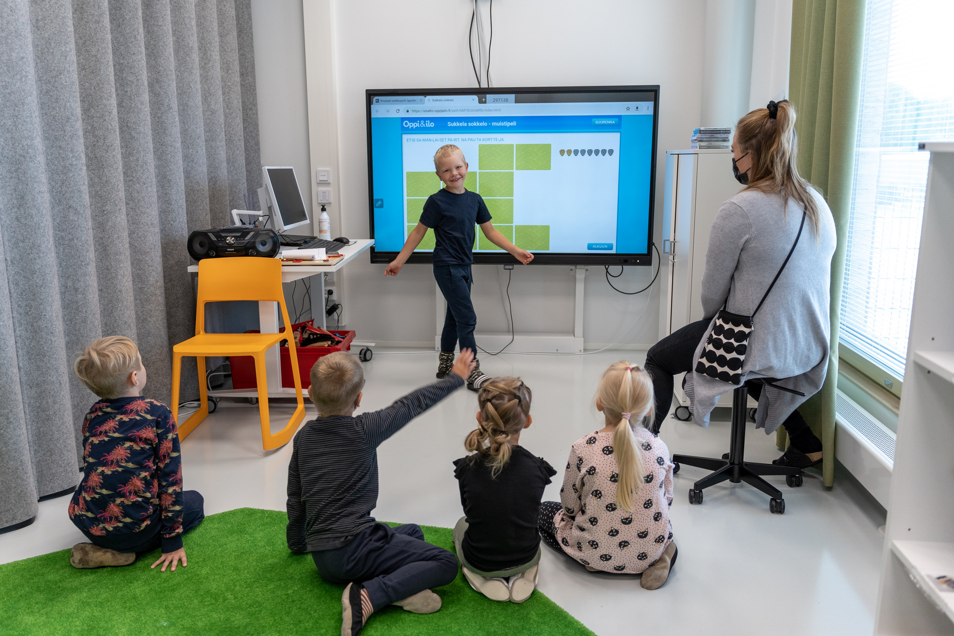 Opetustuokio Lähteen päiväkodissa.